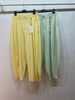 Pantaloni lavanda curvy