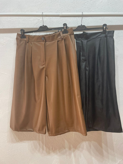 Bermuda ecopelle curvy