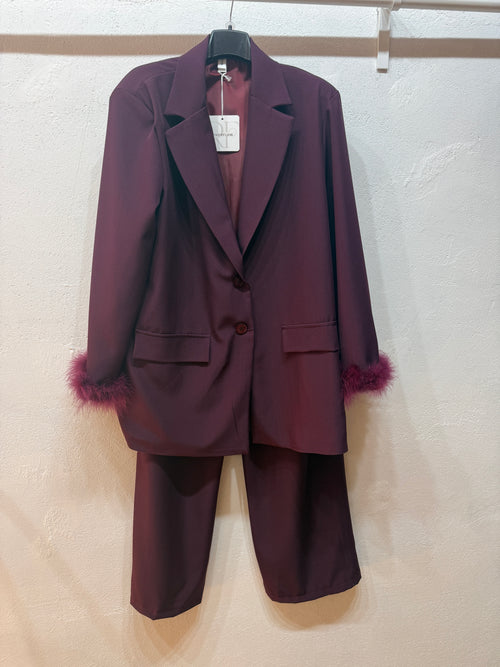 Tailleur piuma curvy