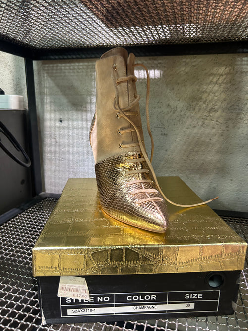 Scarpa 8